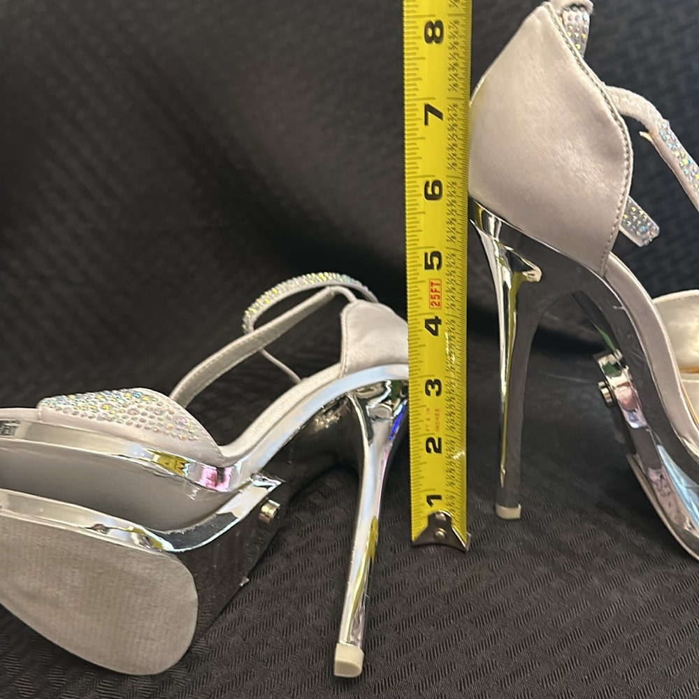 Mascotte 5.5” Silver Platform. Size 5.5 - Picture 5 of 5